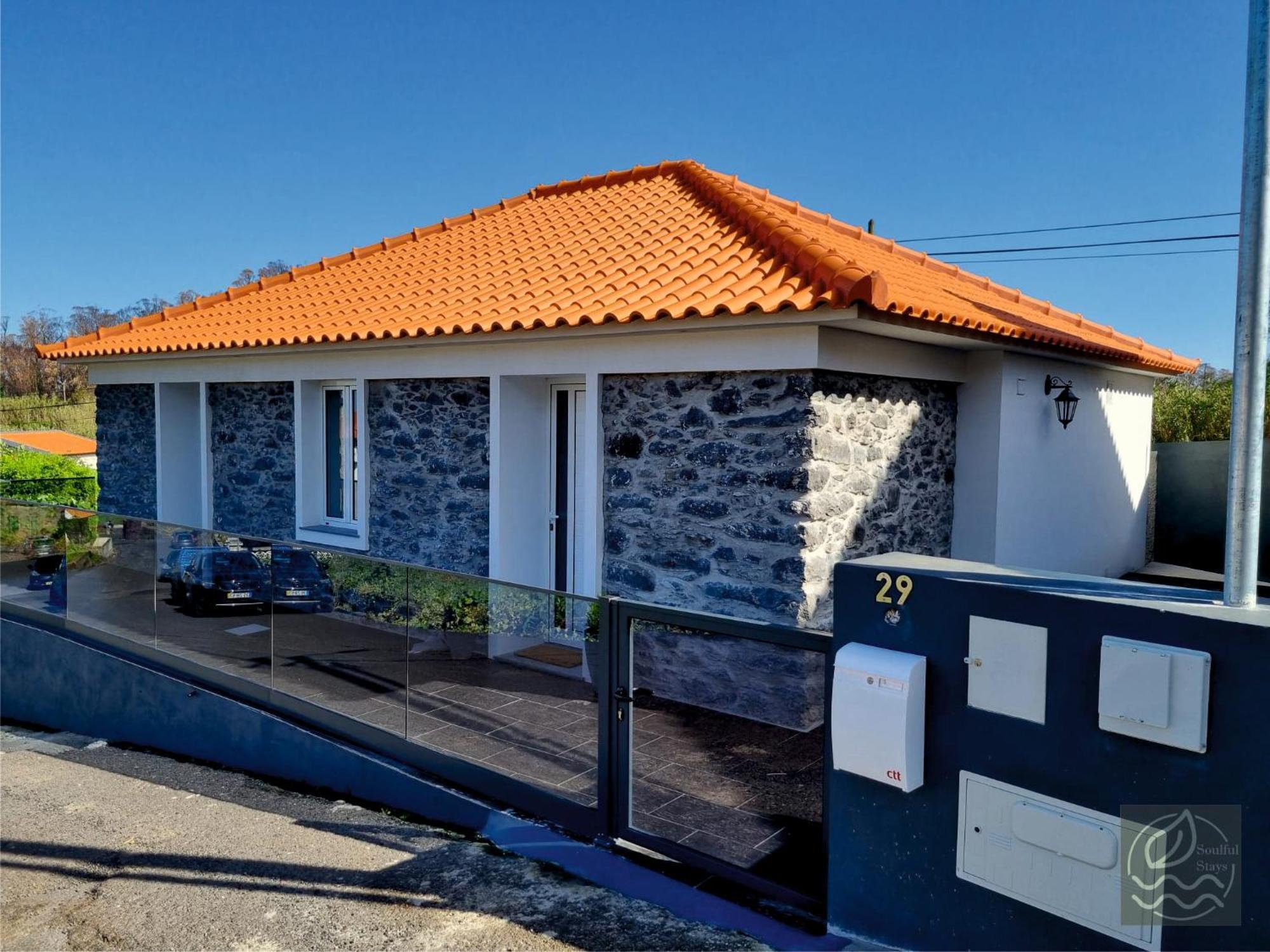My Little Home Cottage 2 Bedrooms - Soulful Stays Porto Moniz Exterior photo